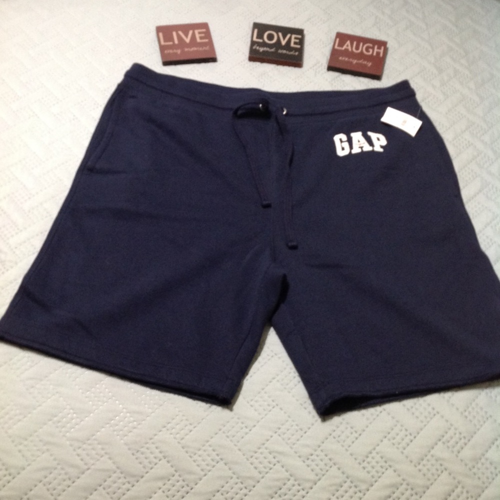 GAP SHORTS IN FLEECE